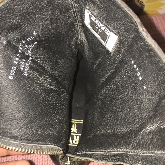 🔹Distressed authentic Frye boots🔹 - Picture 6 of 6